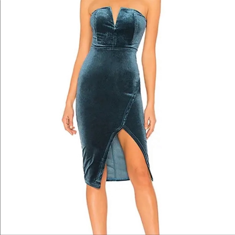 Holiday dress: NWT Revolve velvet strapless midi